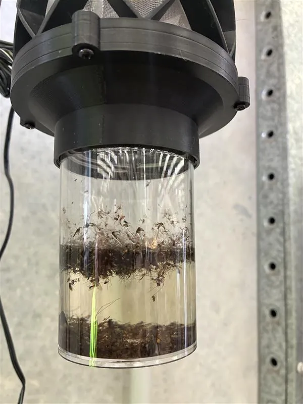 Tri-light catch canister